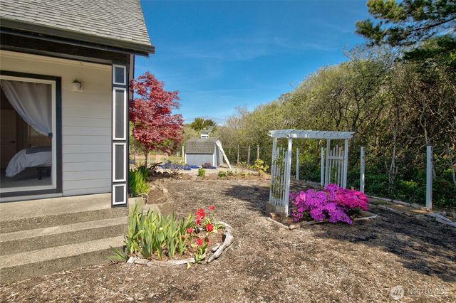 600 Ocean Shores Boulevard SW, Ocean Shores, WA 98569