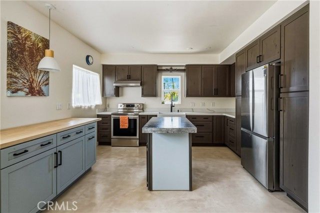 56833 Oakwood, Yucca Valley, CA 92284