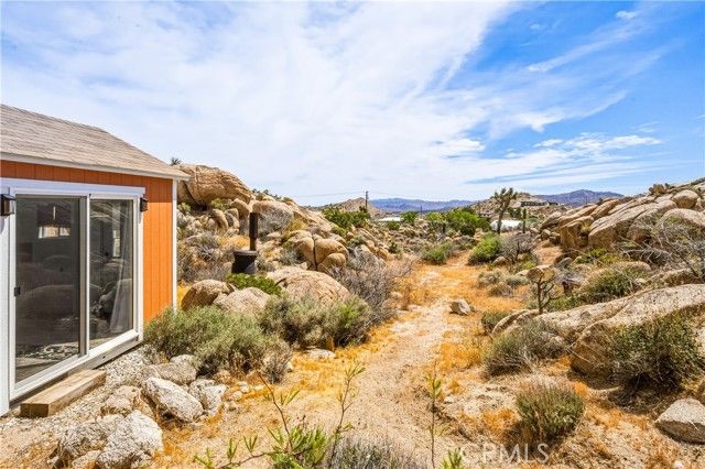 56833 Oakwood, Yucca Valley, CA 92284