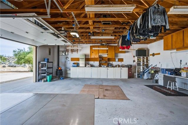 56833 Oakwood, Yucca Valley, CA 92284