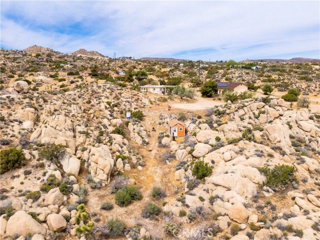 56833 Oakwood, Yucca Valley, CA 92284