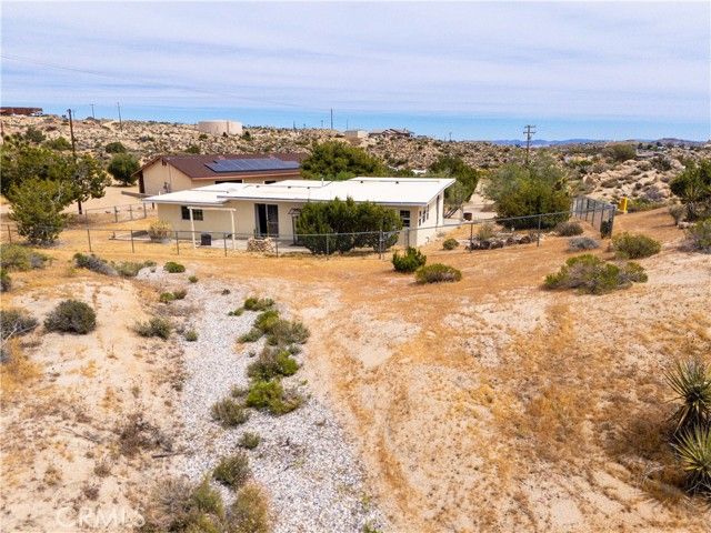 56833 Oakwood, Yucca Valley, CA 92284
