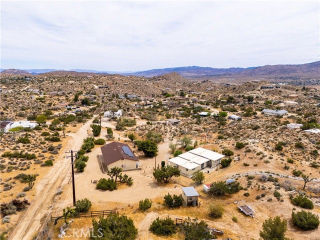 56833 Oakwood, Yucca Valley, CA 92284