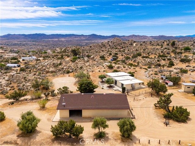 56833 Oakwood, Yucca Valley, CA 92284