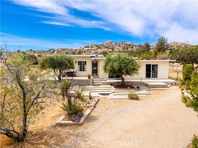 56833 Oakwood, Yucca Valley, CA 92284