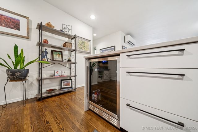 1107 E 45th Place 15, Tulsa, OK 74105