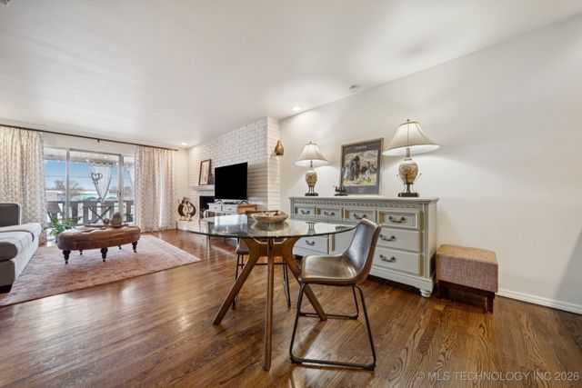 1107 E 45th Place 15, Tulsa, OK 74105