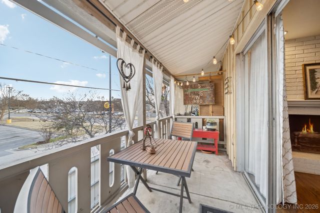 1107 E 45th Place 15, Tulsa, OK 74105