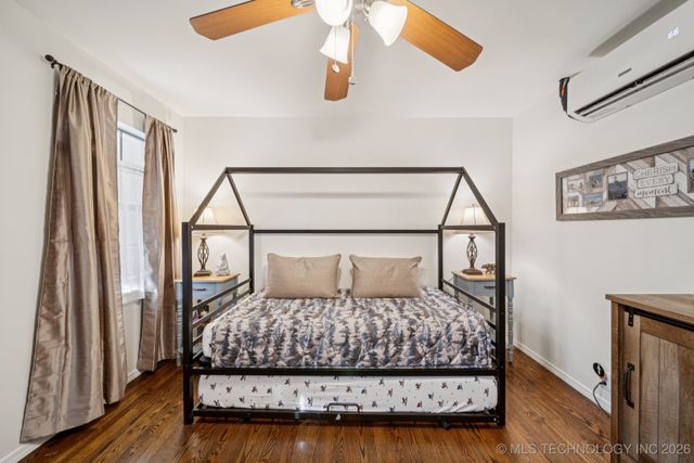 1107 E 45th Place 15, Tulsa, OK 74105