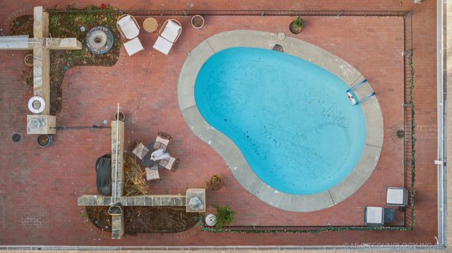 1107 E 45th Place 15, Tulsa, OK 74105