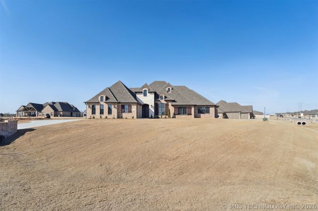 17552 S 52nd East Avenue, Bixby, OK 74008
