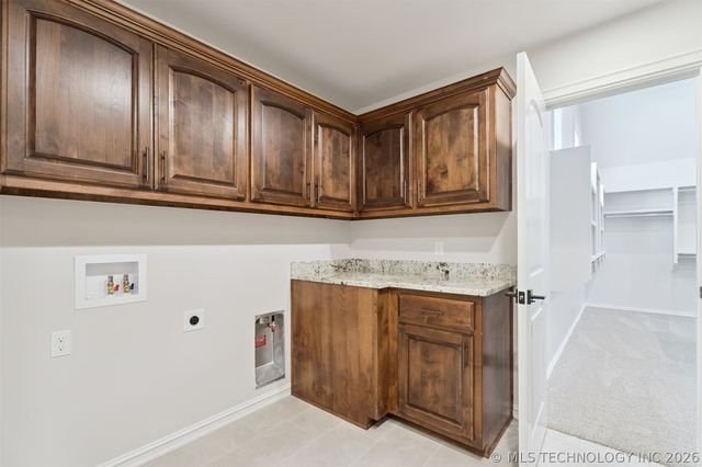 17552 S 52nd East Avenue, Bixby, OK 74008