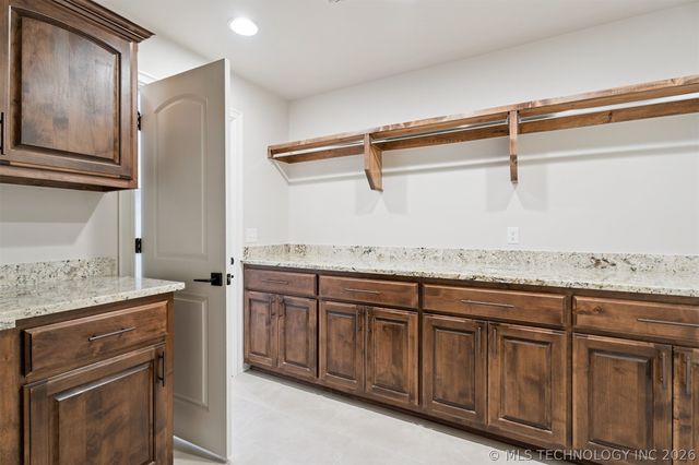 17552 S 52nd East Avenue, Bixby, OK 74008