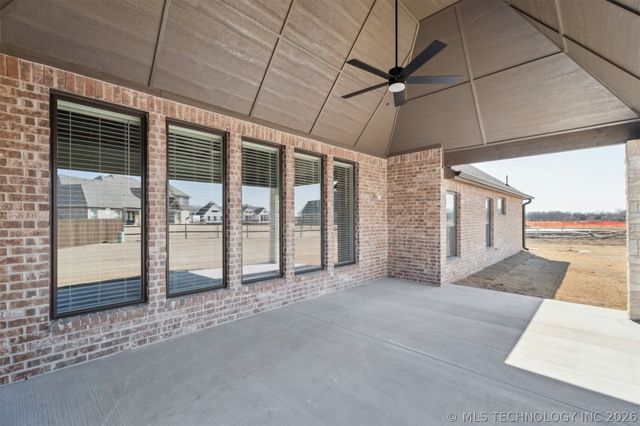 17552 S 52nd East Avenue, Bixby, OK 74008