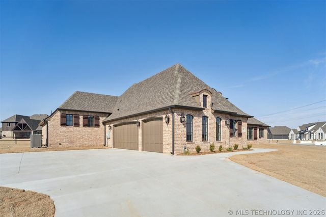 17552 S 52nd East Avenue, Bixby, OK 74008