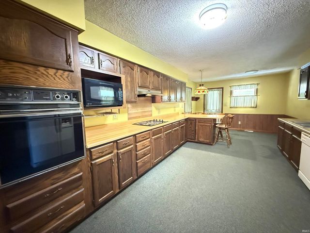 6105 N state road 59, Linton, IN 47441