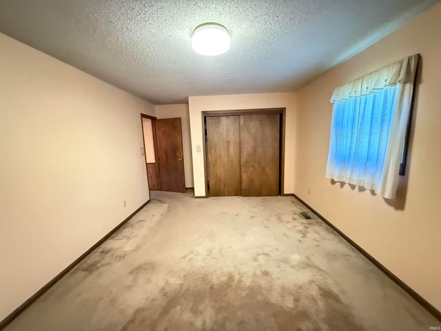 6105 N state road 59, Linton, IN 47441