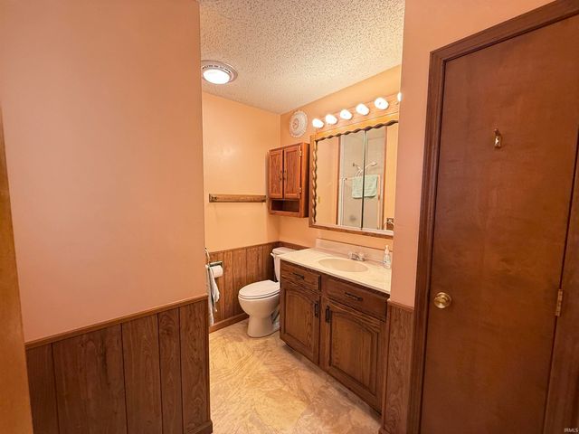 6105 N state road 59, Linton, IN 47441