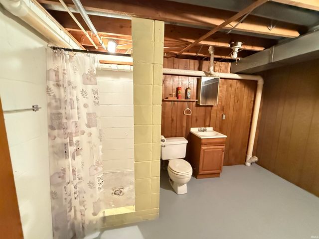 6105 N state road 59, Linton, IN 47441