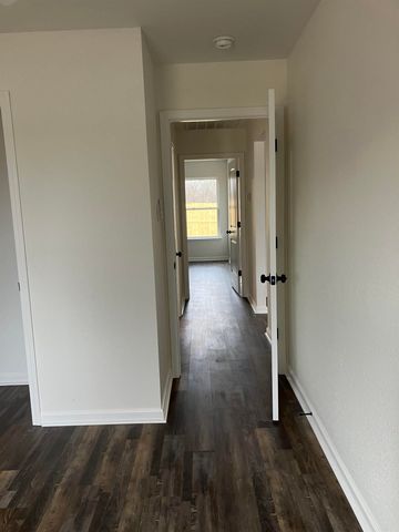 204 S Apple Street, Beebe, AR 72012