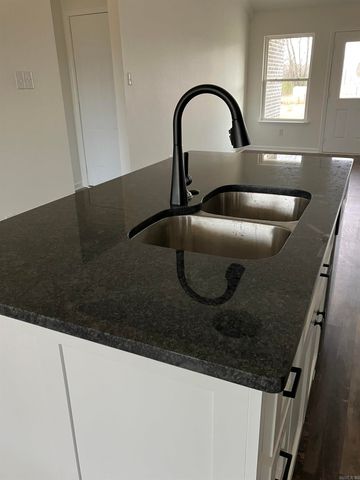 204 S Apple Street, Beebe, AR 72012