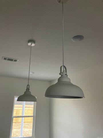 204 S Apple Street, Beebe, AR 72012