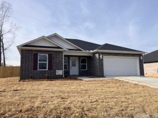 204 S Apple Street, Beebe, AR 72012