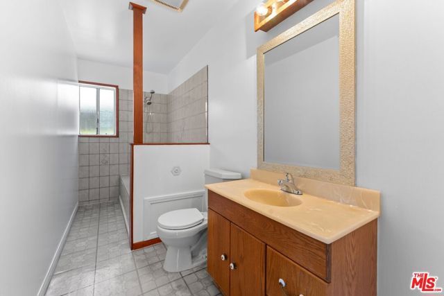 2921 11th Street, Santa Monica, CA 90405