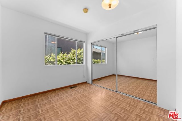 2921 11th Street, Santa Monica, CA 90405