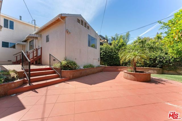 2921 11th Street, Santa Monica, CA 90405