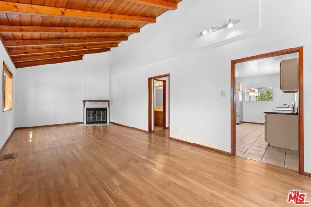 2921 11th Street, Santa Monica, CA 90405