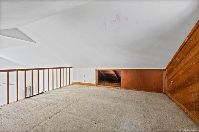 426 Riverleigh Avenue, Riverside, NY 11901