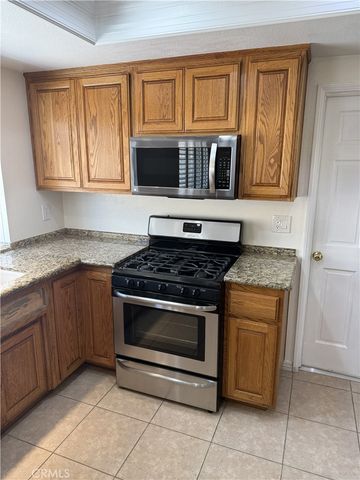 21881 Winding, Moreno Valley, CA 92557