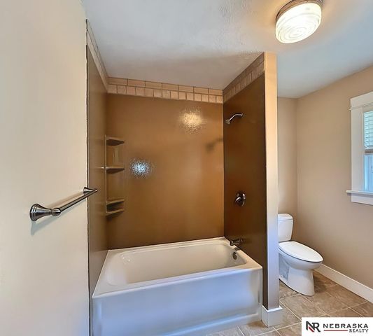 2614 A Street, Lincoln, NE 68502