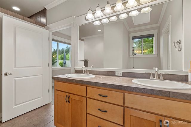 937 Secord Court, Camano Island, WA 98282