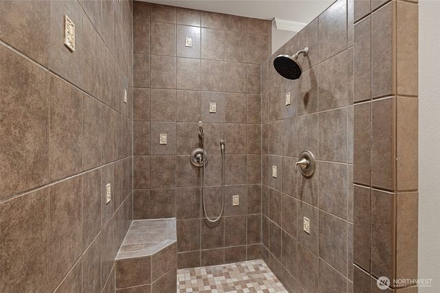 937 Secord Court, Camano Island, WA 98282