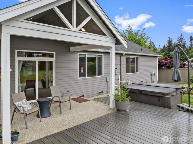 937 Secord Court, Camano Island, WA 98282