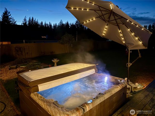 937 Secord Court, Camano Island, WA 98282