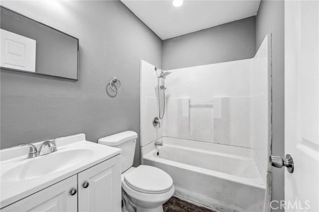 1380 Glen Avenue, Pasadena, CA 91103