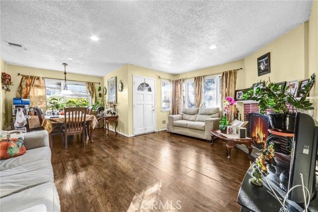 1380 Glen Avenue, Pasadena, CA 91103