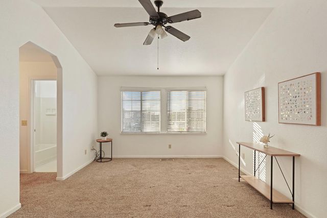 821 Ashboro Ln, Galt, CA 95632