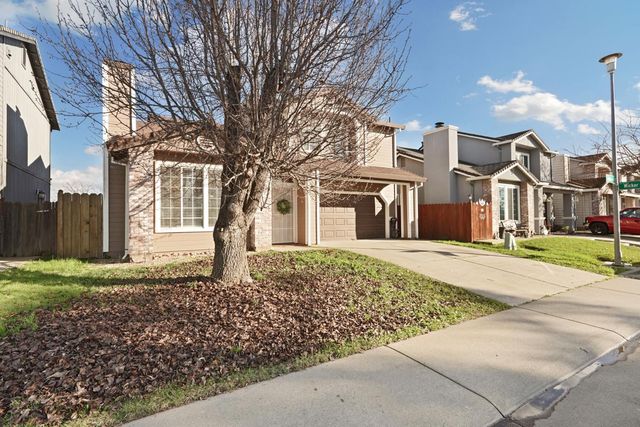 821 Ashboro Ln, Galt, CA 95632