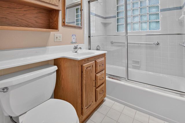 8536 18th AVENUE, Kenosha, WI 53143