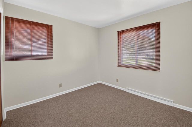 8536 18th AVENUE, Kenosha, WI 53143