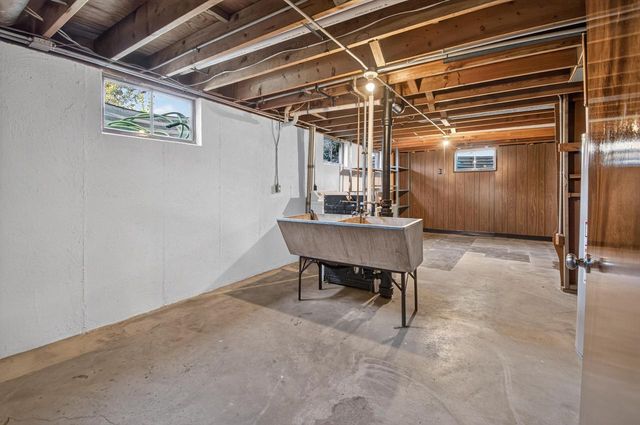 8536 18th AVENUE, Kenosha, WI 53143
