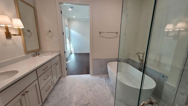 11432 Cotton Ln, Baton Rouge, LA 70810