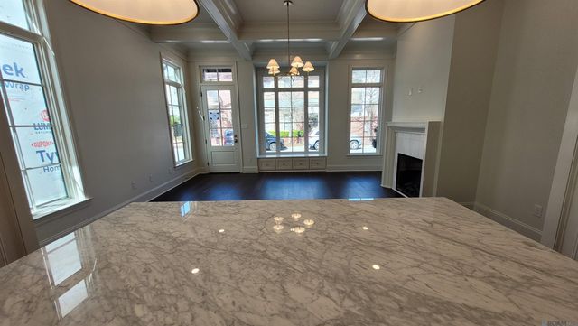 11432 Cotton Ln, Baton Rouge, LA 70810