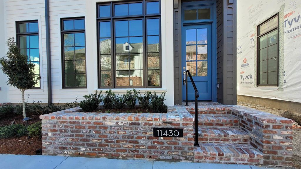 11432 Cotton Ln, Baton Rouge, LA 70810