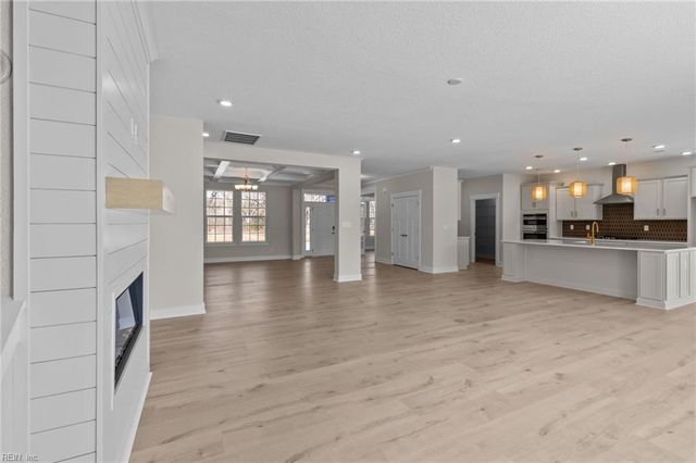 339 Rhapsody DR, Suffolk, VA 23435