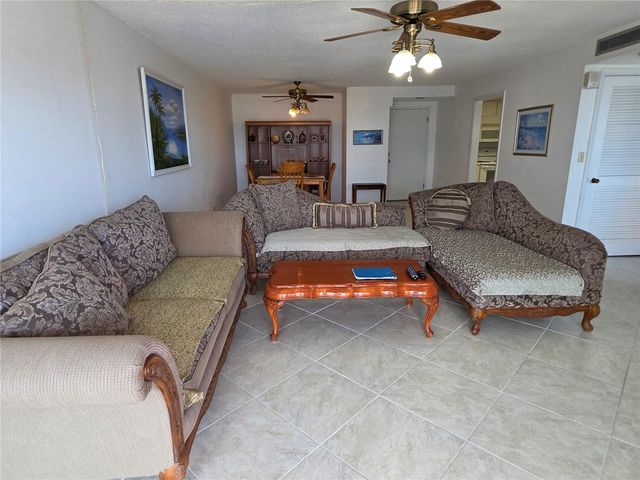 675 S GULFVIEW BOULEVARD 1007, Clearwater, FL 33767